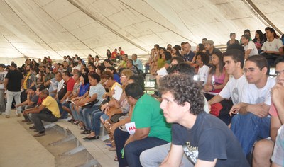 Cerca de 250 pessoas acompanharam o debate