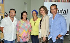 Rodrigo Gewehr, professor do IP; Stela Lameiras, diretora da Edufal; Caterina Rear, da Unilab; Afraa Ismael, da Síria e Cleyton Andrade, professor do IP