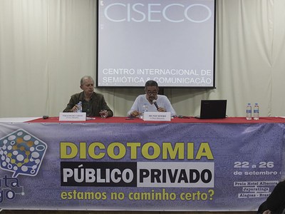 Professor Niraldo Farias e o pesquisador Muniz Sodré