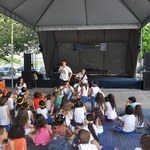 Grupo Biblioencanta se apresenta no Terça Cultural