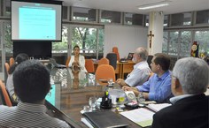 Reunião no gabinete do reitor