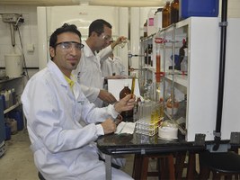 Ufal e universidade francesa firmam intercâmbio para pesquisas na área de fármacos