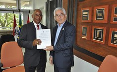 Wellington Pereira recebe termo de posse como corregedor da Ufal