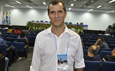 Professor Krerley Oliveira do Comitê científico e organizador da bienal