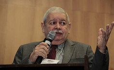 Hyperides Pereira, conferencista da abertura do 2º Congresso Internacional da Realidade Semiárida, no Campus do Sertão