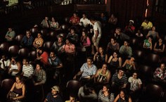 Público assiste à Mostra Competitiva do 3º Festival de Cinema Universitário de Alagoas