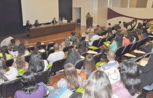 Primeiros servidores da Ebserh foram empossados no Hospital Universitário