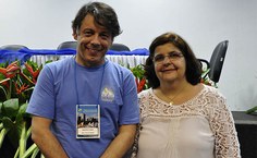 O presidente da SBM Marcelo Viana e a diretora do Instituto de Matemática da UFRJ Walcir Santos