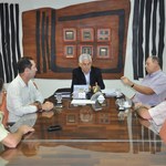 Reitor recebe pesquisador francês da Universidade de Strasburgo