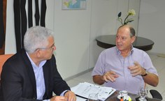 Reitor Eurico Lôbo e o Professor Jean Jacques Bourguignon