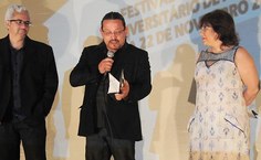 Petrônio Coelho, Sérgio Onofre e Ruth Vasconcelos na cerimônia de abertura do 4º Festival de Cinema Universitário de Alagoas
