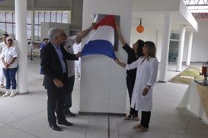 Reitor inaugura RU e prédios da Residência Universitária