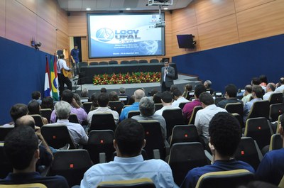 Coordenador do LCCV, William Wagner, apresentou o percurso do laboratório desde seu surgimento