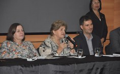 Reitora honorária Ana Dayse destacou a importância do laboratório para a formação dos estudantes