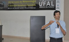 Professor Humberto Barbosa falou sobre a importância do Sistema EUMETCast no Brasil e sobre seu uso na Ufal