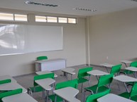 As salas de Aula no Novo Prédio  já estão mobiliadas