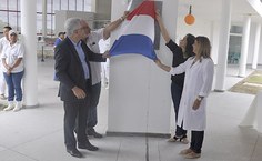 Descerramento da placa do Restaurante Universitário