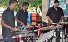 O grupo é formado por alunos de percussão da Escola Técnica de Artes da Ufal