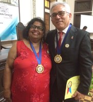 Reitor recebe Comenda do Mérito Educativo Alagoano