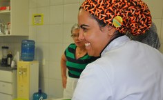 A Chef de Cozinha, Mariana Bernardes, foi facilitadora da parte prática do curso