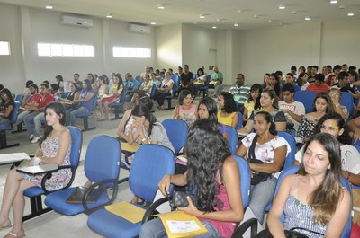 Auditório do CIC lotado para autenticação dos documentos