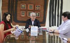 Equipe da Secretaria do Esporte propõe parceria com a Universidade