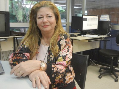 Professora Vera Dubeux, do Centro de Ciência Agrárias