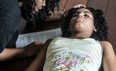 Espetáculo com texto de Clarice Lispector integra projeto do curso de Teatro