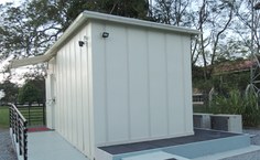 Sala cofre impede entrada de balas, ou mesmo de possíveis inundações. Em caso de incêndios, um extintor é capaz de ser acionado automaticamente e extinguir os focos de fogo