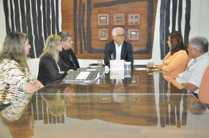 Reitor discute situação das agências bancárias no Campus