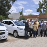 Reitor entrega cinco novos veículos ao Campus Arapiraca