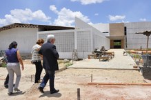 Prédio do novo restaurante universitário está em fase de acabamento