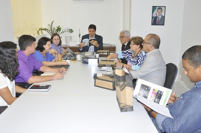 Reunião da equipe da Ufal com o prefeito Rui Palmeira e os secretários Ana Dayse, Vinícius Palmeira e Clayton Santos