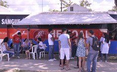 Tenda montada para receber os doadores