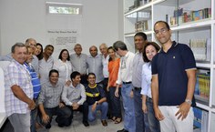 Professores do Ctec e equipe do Paespe comemoram inauguração da Biblioteca