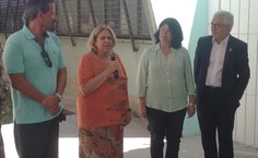 O reitor Eurico Lôbo e a equipe do ICBs