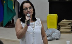 A coordenadora geral do Pacto no Estado, professora Abdísia Maria Alves Barros