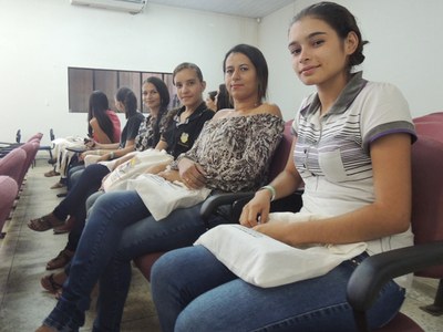 Maria Renata, Suely Ferreira, Cláudia dos Santos e Valmira Oliveira foram liberadas das aulas da Uneal para participar do 1º Cipar | nothing