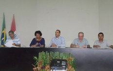 Estiveram presentes o coordenador de projetos da Proex, José Roberto Santos,  a coordenadora-geral do programa, Janda Maria Alencar, o professor Kleber Cavalcanti Serra e representantes dos bolsistas