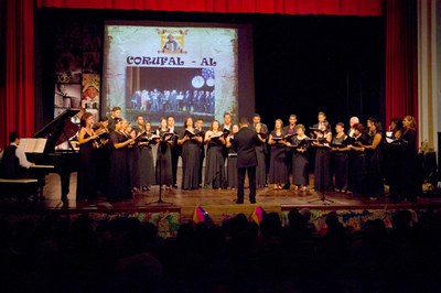 Corufal em apresentação no Teatro Deodoro