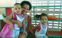 Joseane da Silva se diz satisfeita com a educação que os filhos têm recebido