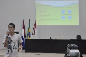 Núcleo de Línguas convida comunidade para participar do TOEFL e aulas de conversação