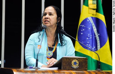 Maria do Socorro de Souza ministra palestra de abertura da 76ª Semana Brasileira de Enfermagem