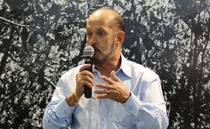 Bráulio Cavalcanti lança livro intitulado Autismo - Uma Visão Sistêmica em Equoterapia