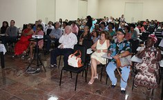 Público presente à solenidade de homenagens pelos 33 anos do Neab