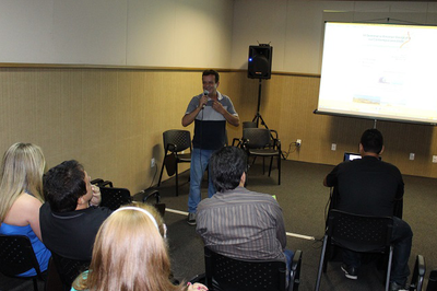 Antônio Carlos Pinheiro, da Universidade Federal da Paraíba, destacou diversos pontos em palestra informativa e bem-humorada