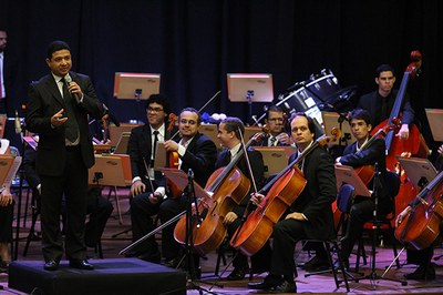 Maestro Nilton Souza se disse feliz e emocionado por se apresentar no Caiite 2015