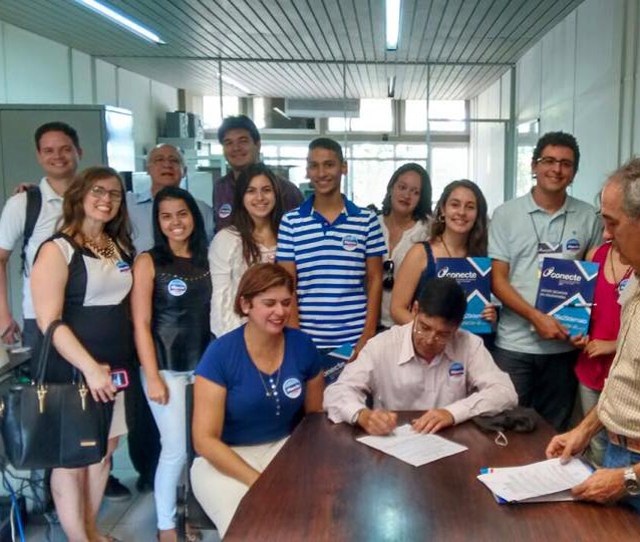 Os professores Márcio Barbosa e Eliane Cavalcanti são da chapa 3 (foto da página oficial dos candidatos)