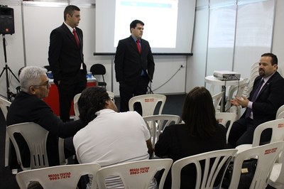 Representantes da Ufal e Finep discutem o projeto