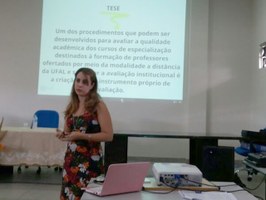 Tese aponta brechas na avaliação de qualidade dos cursos de pós-graduação EAD